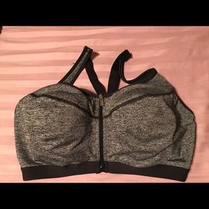 Victoria’s Secret Knockout Front Close 36DD